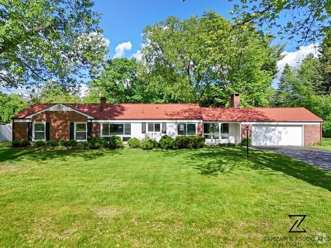 Building Photo - 6843 E Dartmoor Rd Rental