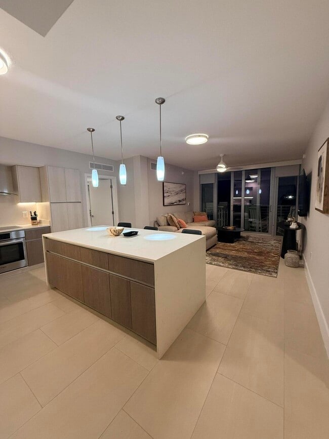 Photo - 111 SE 1st Ave Unit 404