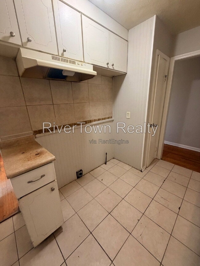 Photo - 4106 Navaho Ave