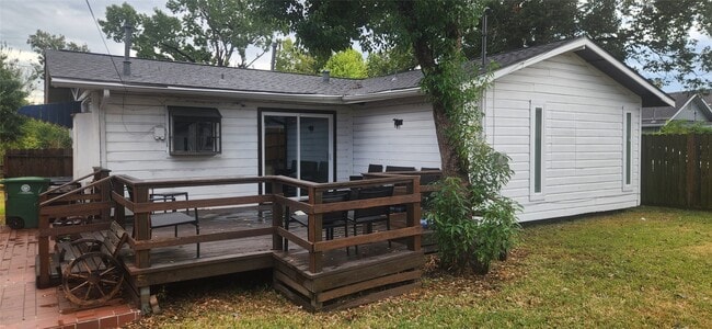 Photo - 1207 Archer St