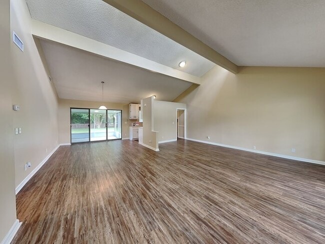 Building Photo - 1685 Farm Way Rental