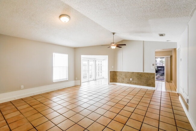 Photo - 4430 SW 72nd Way