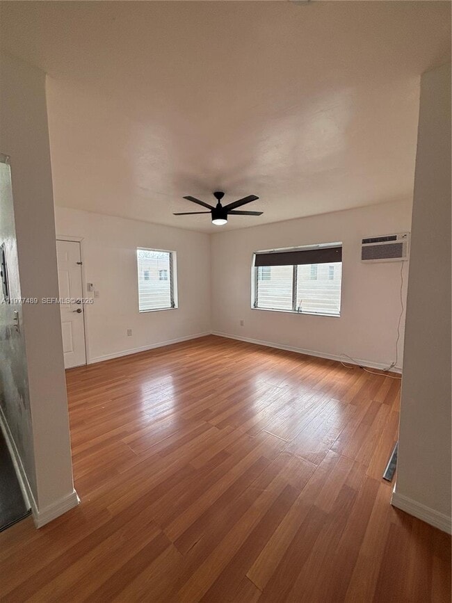 Building Photo - 42 Majorca Ave Unit 6