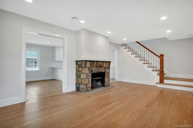 Photo - 92 Hillside Ave