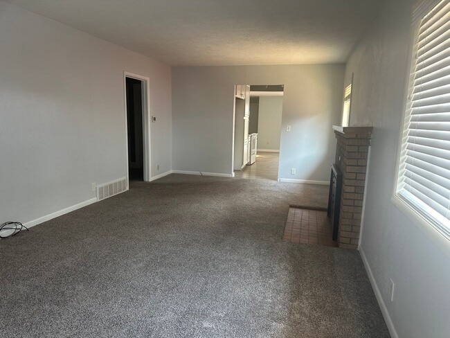 Photo - 919 N Eldorado Ave