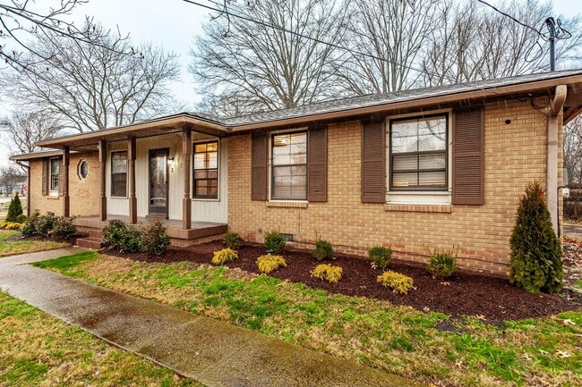 Photo - Recently Renovated Three Bedroom Home in Hendersonville