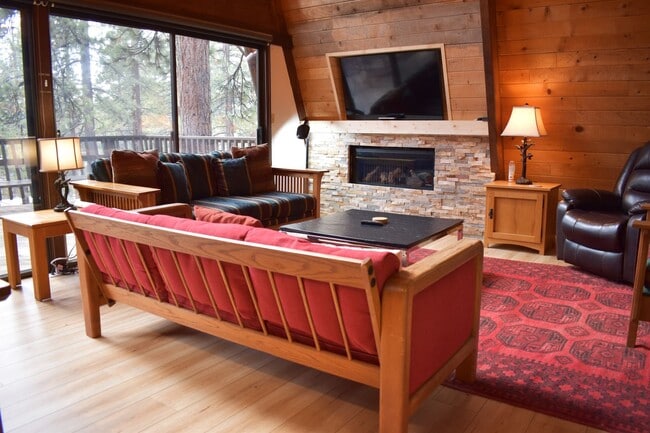 Photo - Winter Lease - Less than half a mile to Burnt Cedar Beach, Restaurants and Grocery!!