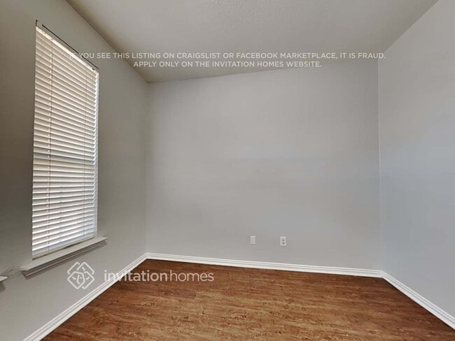 Photo - 1525 Swan Lake Dr