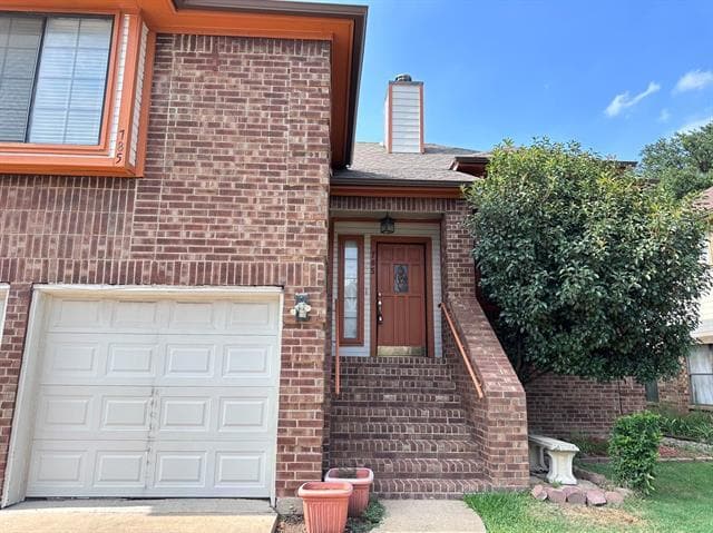 Photo - 785 Pierre Ln