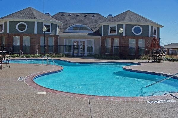 Sunset Pointe Apartments