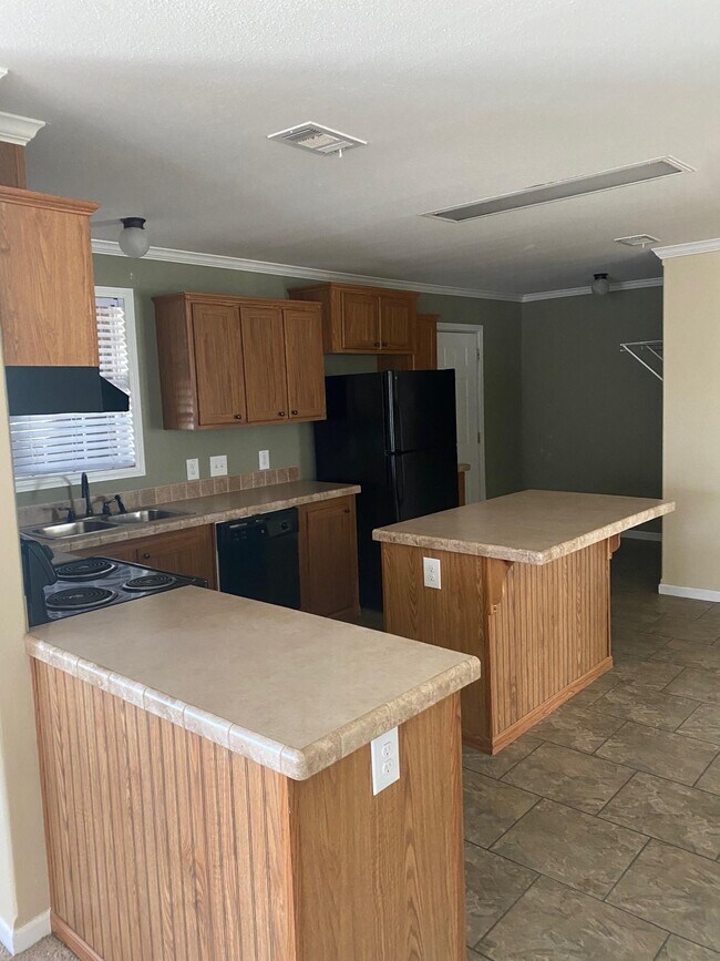 81 Crest Oak Dr Rental House Rental in Starkville, MS