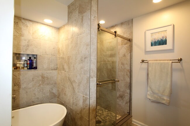Photo - 5145 Columbia Rd Unit 5145