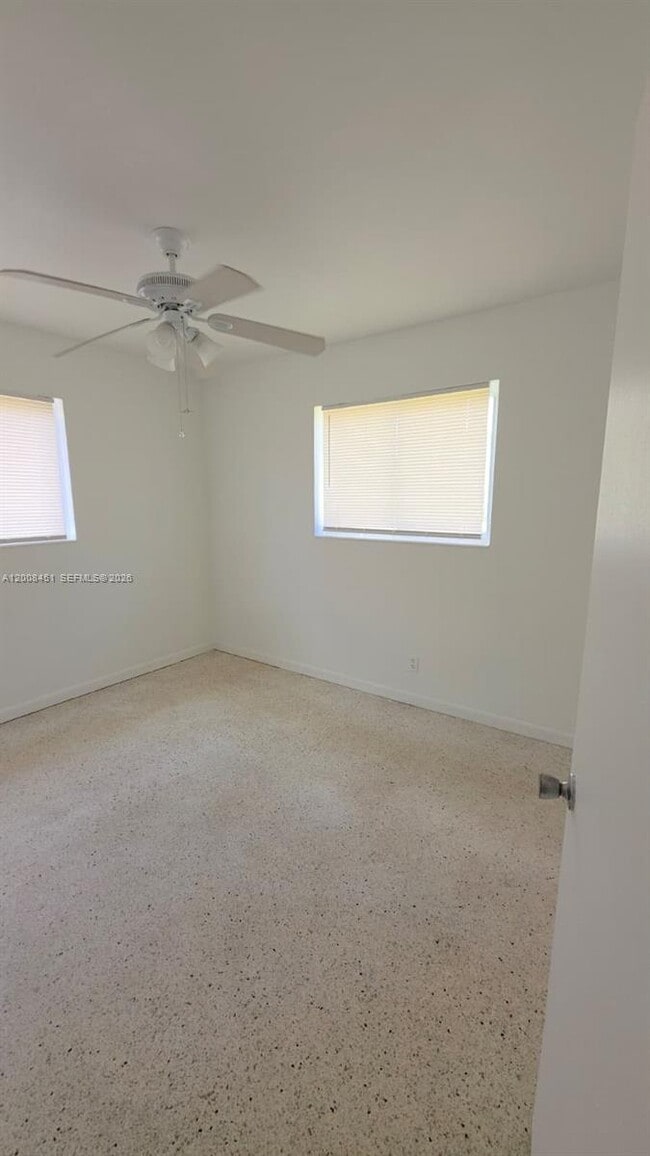 Photo - 250 NE 41st St Unit 250