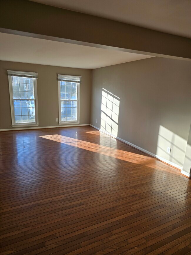 Photo - 5515 Cheshire Meadows Way