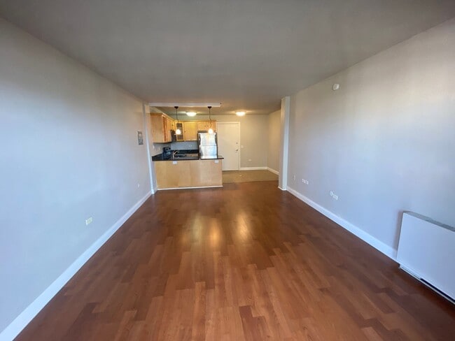 Photo - 1 bedroom High Rise Living Downtown