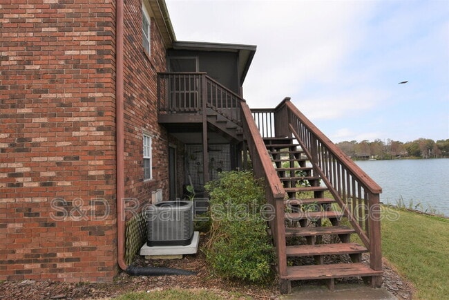 Photo - 1920 E Edgewood Dr Unit (S4)