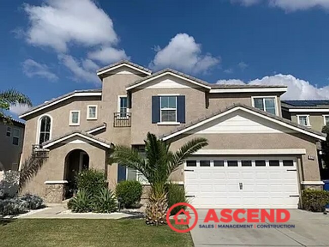 Photo - 2-Story Home In Southwest!