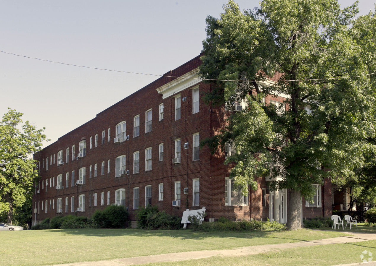 Georgian Terrace Apartments - Georgian Terrace Apartments