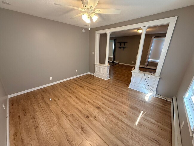 Photo - 100 Green St Unit 1