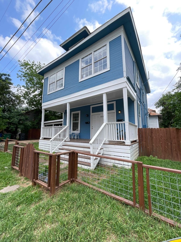 Building Photo - 802 Montana St Rental