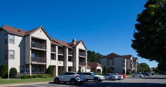 Woodbriar Apartment Homes