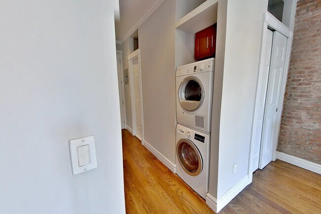 Photo - 53 Leroy St Unit 3A