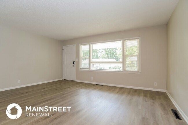 8002 E 89th Ter