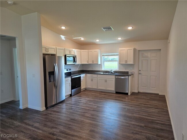 Photo - 131 Carousel Ave