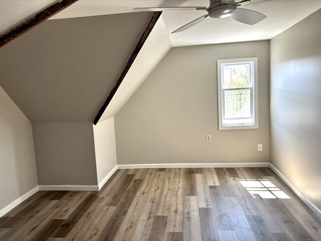 Building Photo - 25 Westfield Ave Rental