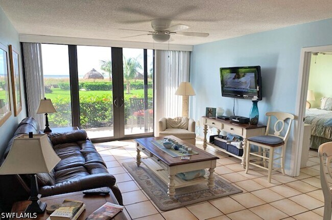 Photo - 180 Seaview Ct Unidad 111