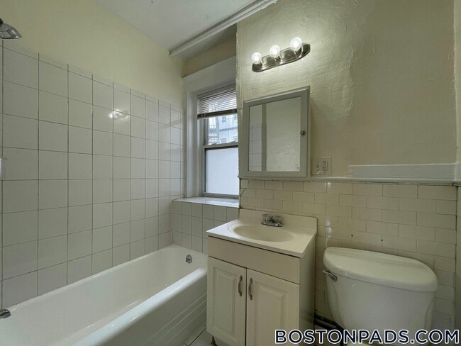 Photo - 1111 Boylston St Unit 33