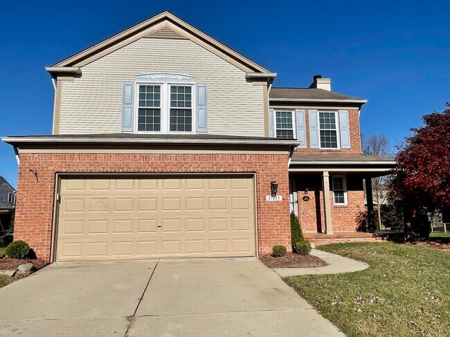 Photo - 17815 Huron Dr House