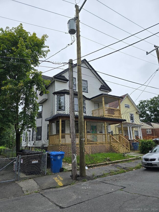 9 Woodlawn Ter 3FL  