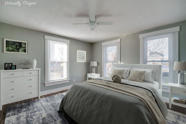 Photo - 270 S Torrence St