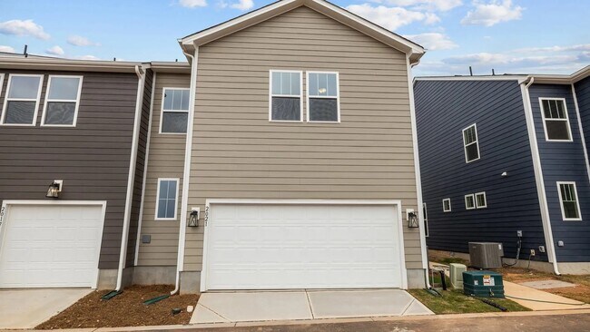 Photo - 2021 Near Pt Rd