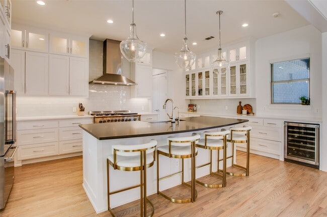 Photo - 7141 Northaven Rd