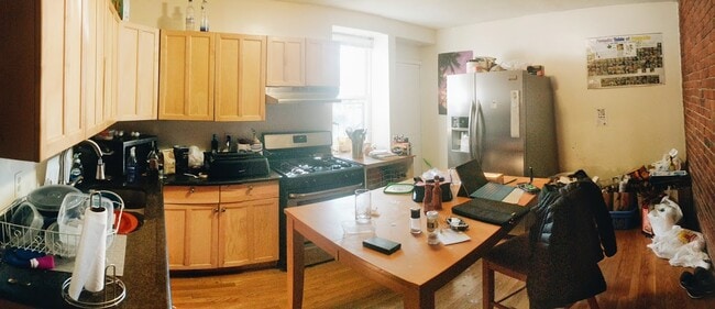 Building Photo - 78 Hammond St Unit 9 Rental