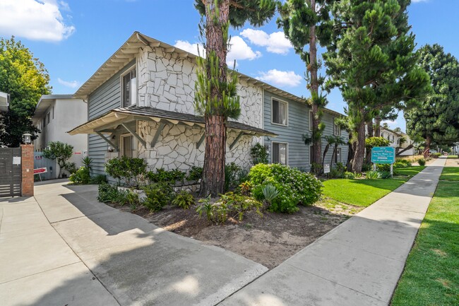 Photo - 20710 Anza Ave.