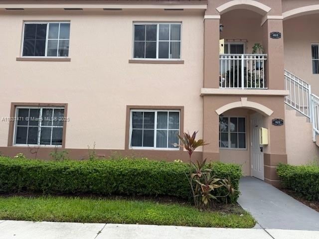 Building Photo - 2651 SE 12th Rd Unit 102 Rental
