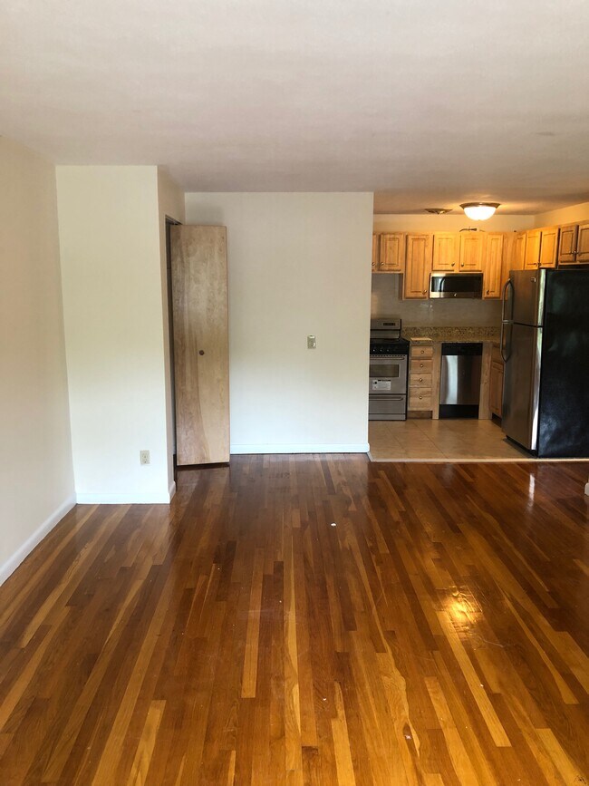 109 Babcock St Unit 3