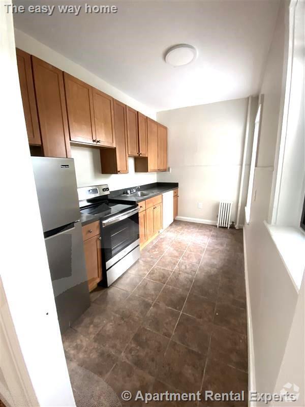 Building Photo - 938 Massachusetts Ave Unit 1039 Massachusetts Ave #4 Rental