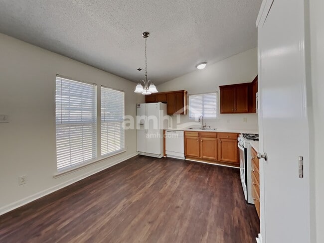 Photo - 3413 Braefield Dr