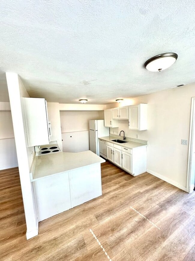 Photo - RES_CARMEL INSTITUTE LLC_537 Unidad 537-Basement