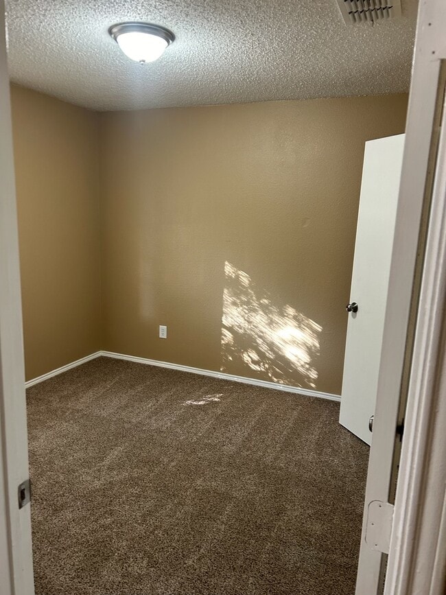 Photo - 745 Grambling Dr