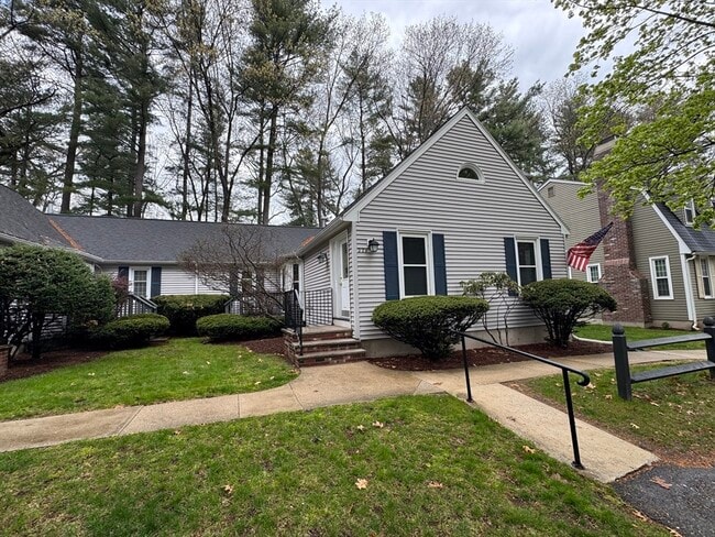 Building Photo - 229 Wellman Ave