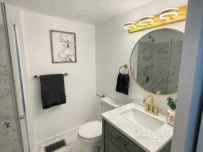 Photo - 1338 Meriline St