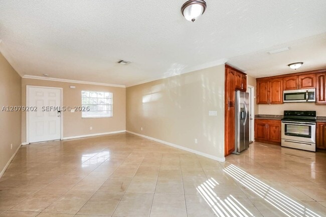Photo - 7750 NW 45th St