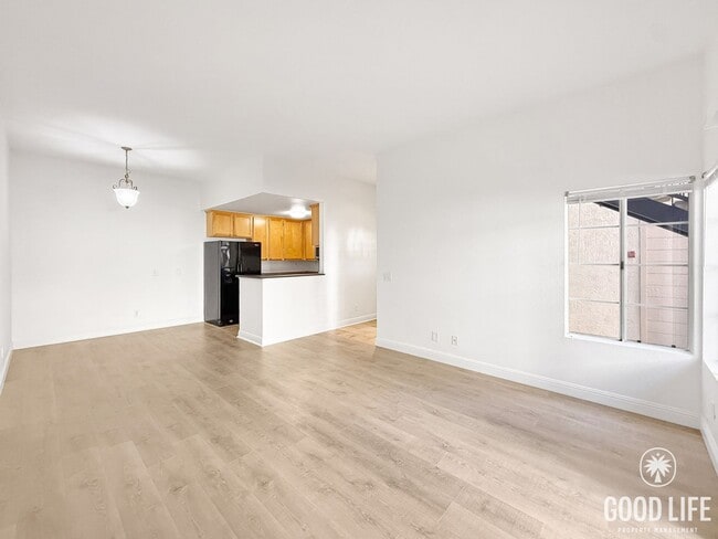 Photo - Spacious 3BR/2BA Condo with Balcony in Lem... Unidad 113
