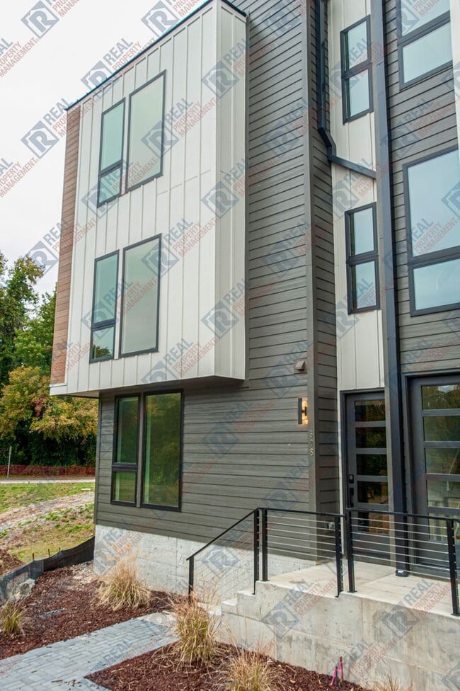 Building Photo - For Rent – Modern, Eco-Friendly Smart Home in Durham, NC