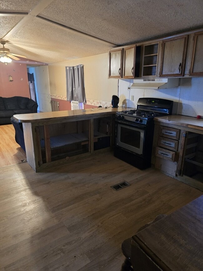 Photo - 350 Sandy Brook Dr